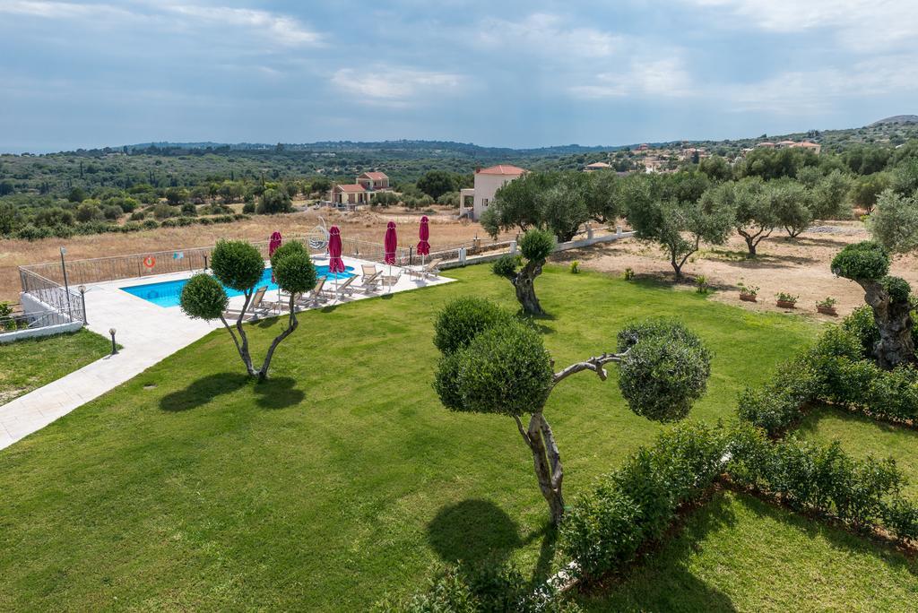 Mousata Elaias Gi Residence מראה חיצוני תמונה