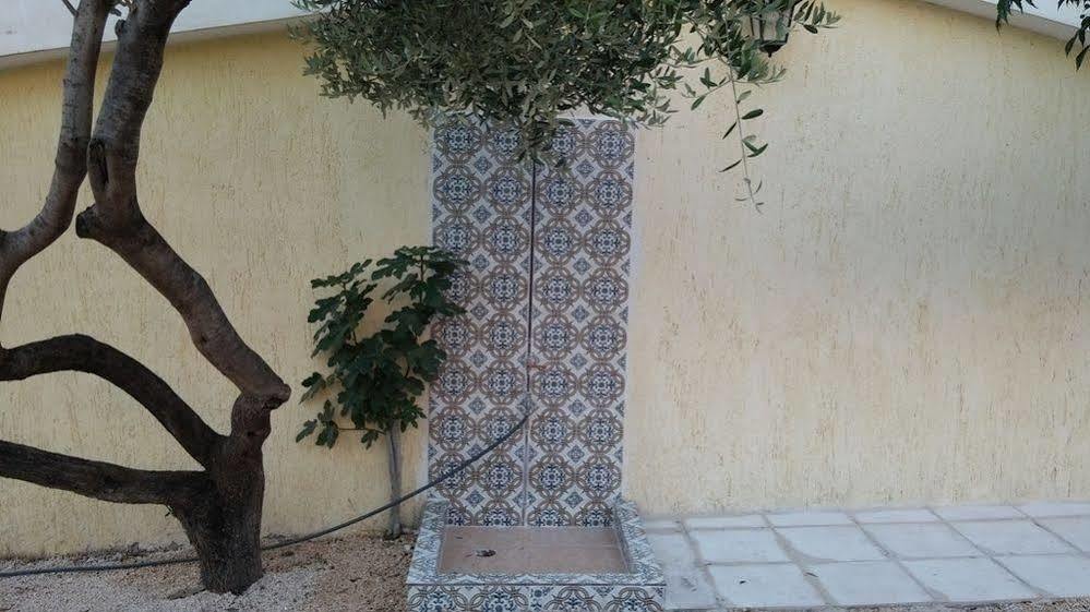 Mousata Elaias Gi Residence מראה חיצוני תמונה